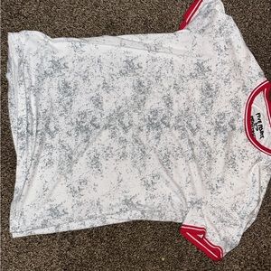 Men’s shirt large red and white good condition